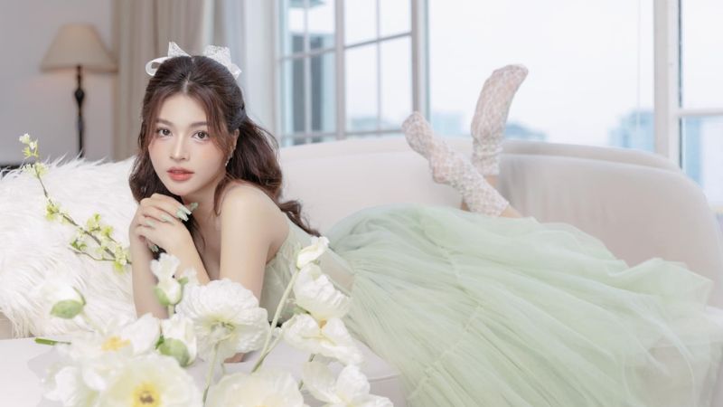 Layout makeup nàng thơ mộng mơ