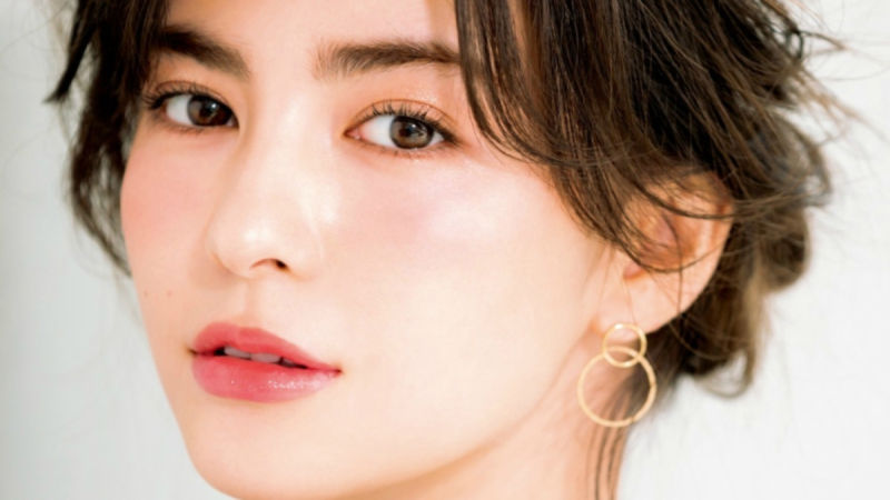 Layout-makeup-tet