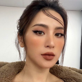makeup tone tây